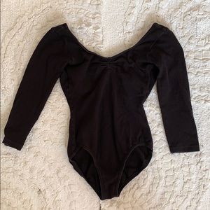 Adult 3/4 Sleeve V-Front Leotard